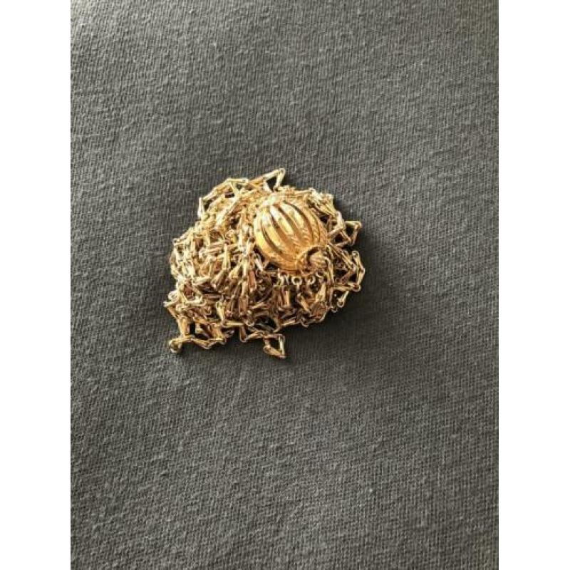 Gouden ketting van Monet