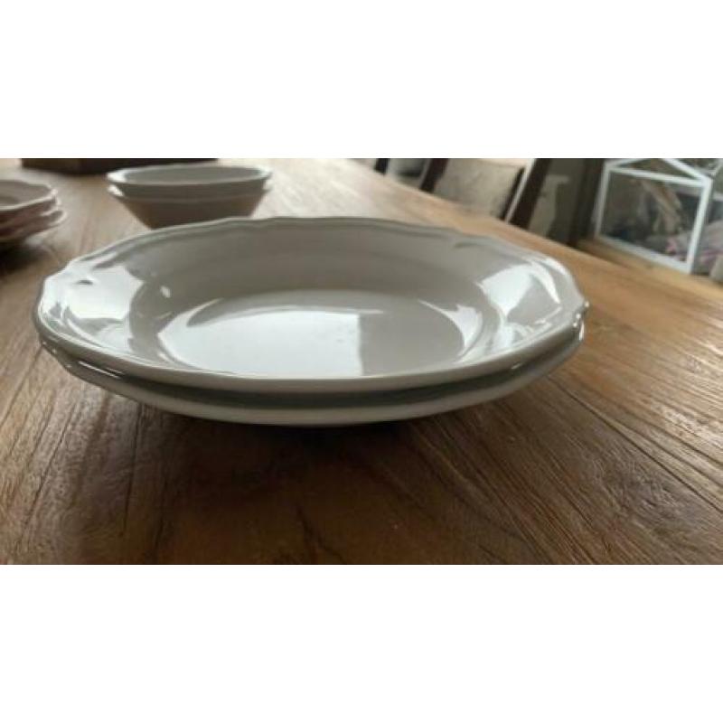 Servies ikea roze en wit