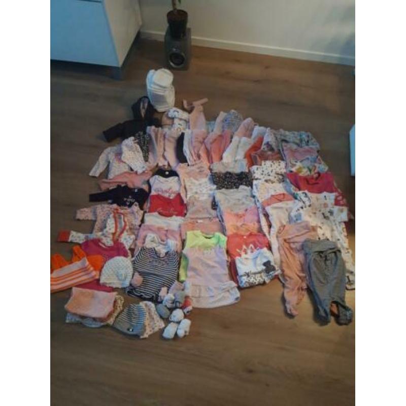 Babykleding maat 56