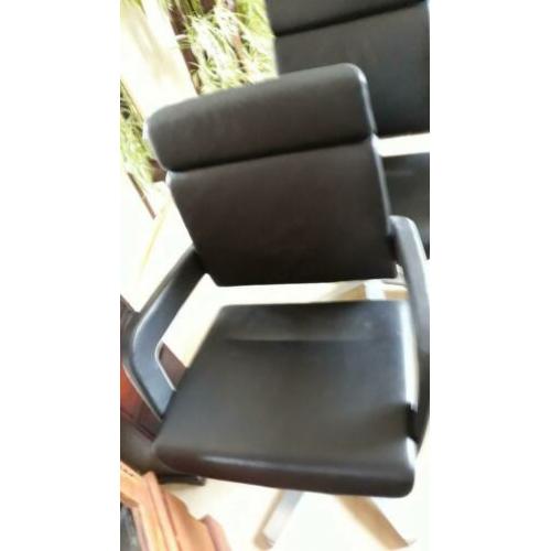 Burostoelen 4 Konig Neurath Charta Lux.
