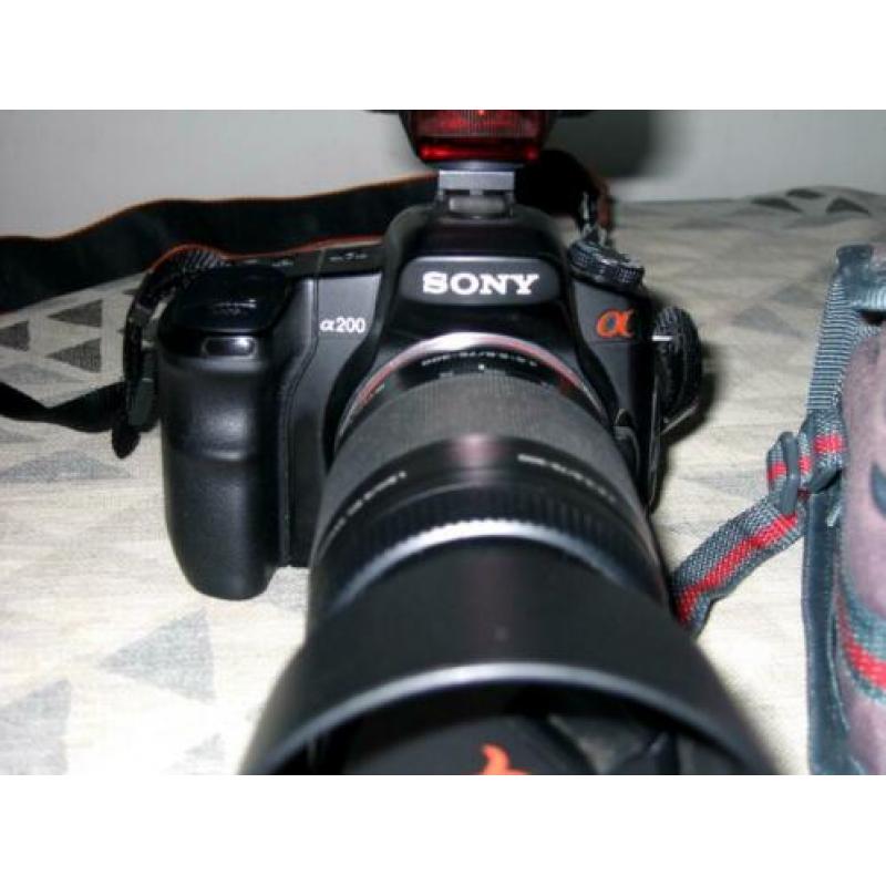 Sony A200 body met Sony 4,5-5,6/75-300 lens