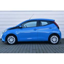 Toyota Aygo 1.0 VVT-i x-play (bj 2018)