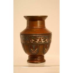Antiek bronzen vaasje