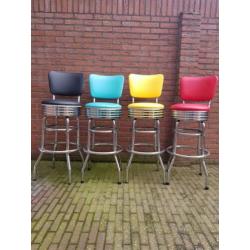 Amerikaanse fifties sixties barkrukken + bel air bartafel