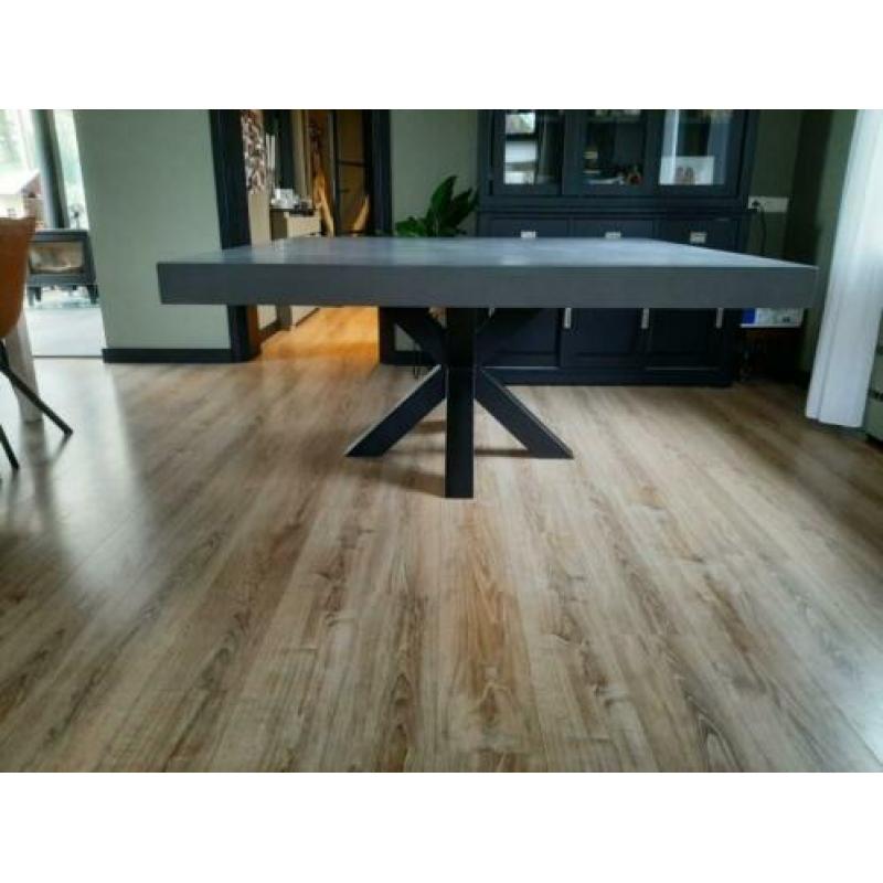 NU OPHALEN tafel betonlook NIEUW matrix poot vergader tafel
