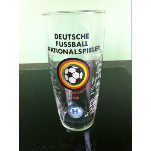 1 glas voetbal Duitsland 1966 Te gekke verzameling glazen