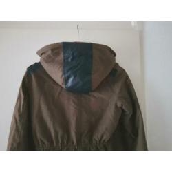 Zara jas - s