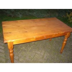 eettafel, massief grenen eettafel, tafel met gedraaide poten