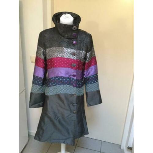 Prachtige Desigual jas maat 38