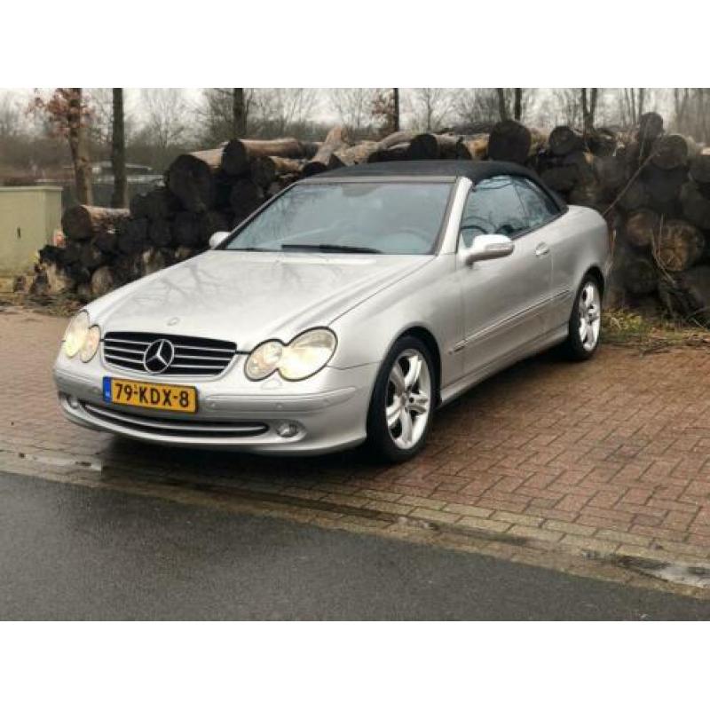 Mercedes-Benz CLK 200 K. AVANTGARDE NAVI STOELVER VOLLE AUTO