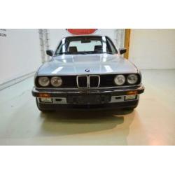Bmw 3-SERIE iX E30