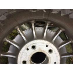 Barock / kroonkurk velgen + banden 14 inch