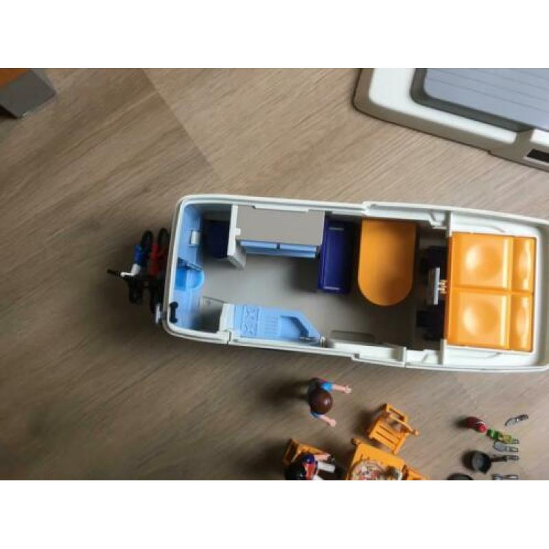 Playmobil camper inclusief accessoires