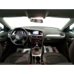 Audi A4 Sedan 2.0 TDIE 136pk PRO LINE BUSINESS , Navi, ECC,