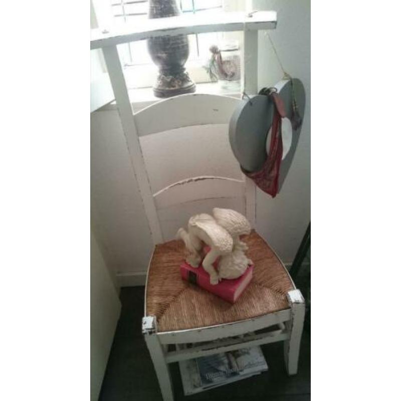 Brocante bidstoelen.