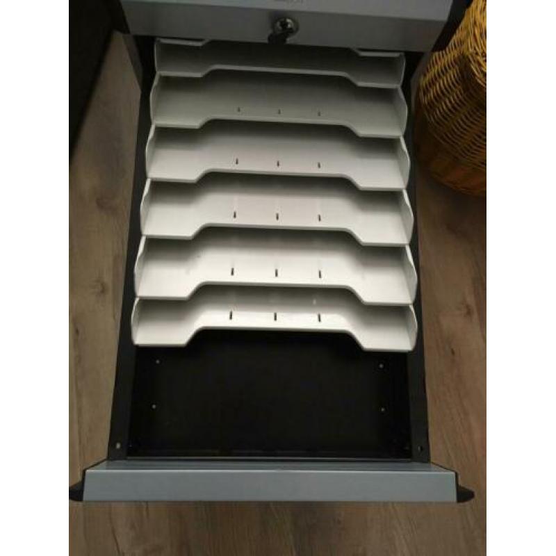 Gispen ladenblok, 4 lades