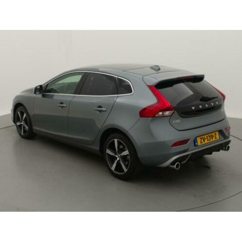Volvo V40 T3 Polar+ Sport Automaat Standkachel
