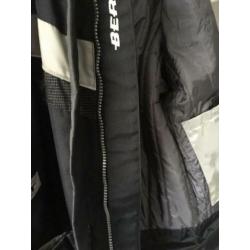 Bering jas , broek , handschoenen en laarzen