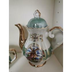 Mocca servies porselein Versailles molen groen parelmoer