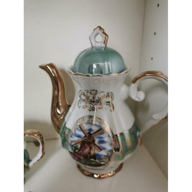 Mocca servies porselein Versailles molen groen parelmoer