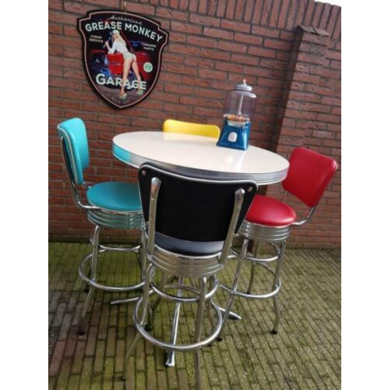 Amerikaanse fifties sixties barkrukken + bel air bartafel