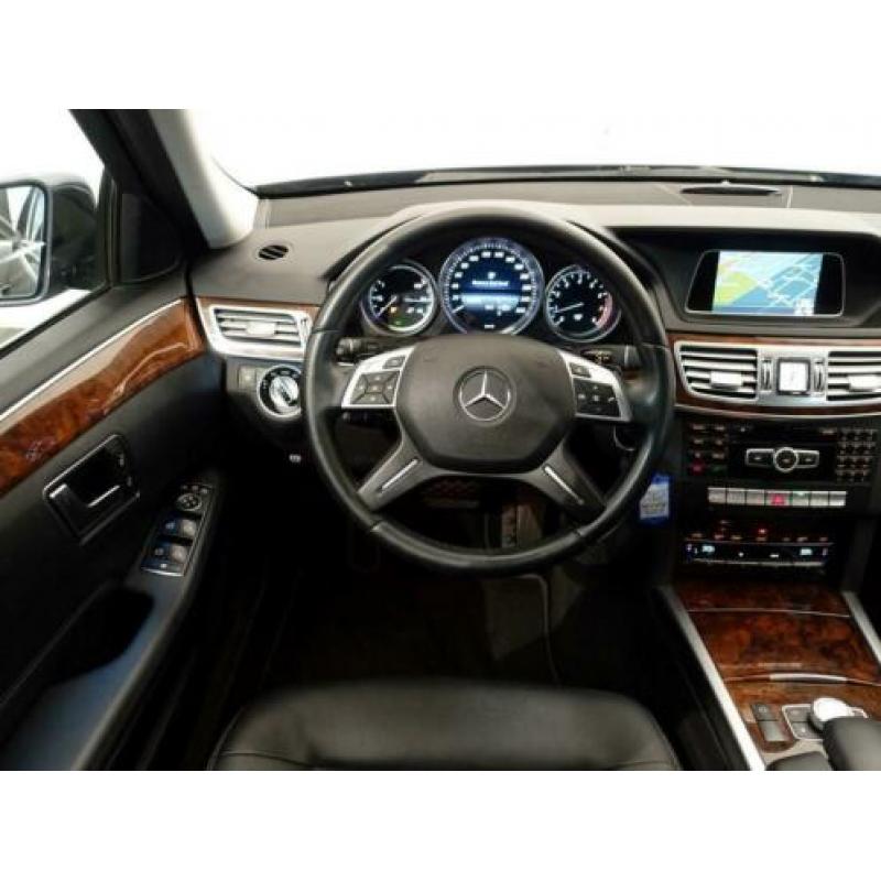 Mercedes-Benz E-Klasse Estate 250 ELEGANCE AUT- 7 Persoons,