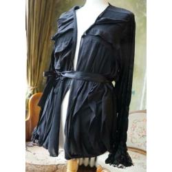 Zwart apart vest Nieuw! met fluwelen mouwen beetje Gothic