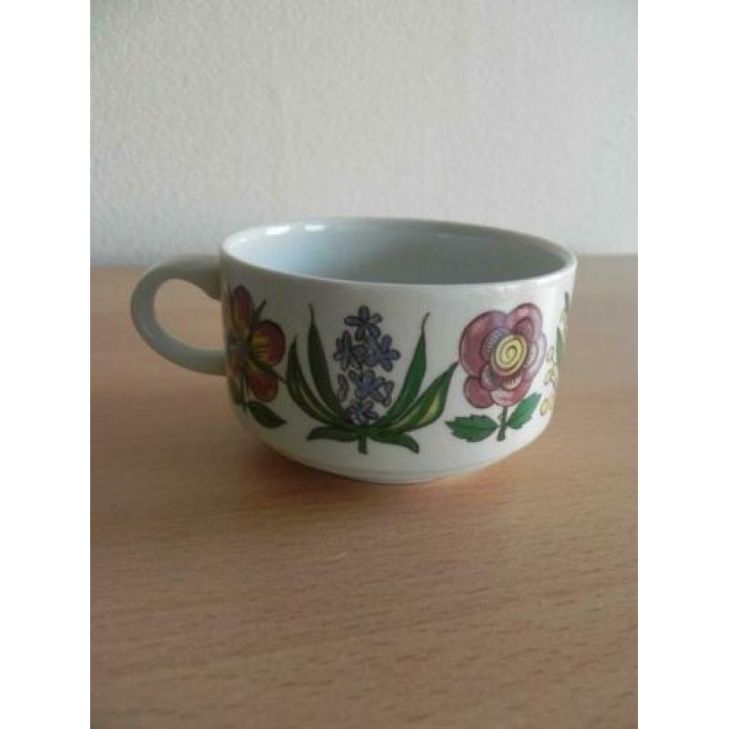 Villeroy & Boch koffiekopjes mokkakopjes bloem vintage
