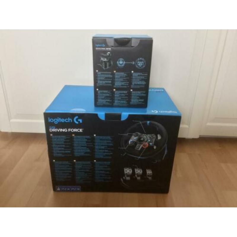 Logitech G29 Driving Force + Logitech Driving Force Shifter