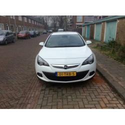 Opel Astra 1.4 Turbo 88KW GTC 2012 Wit