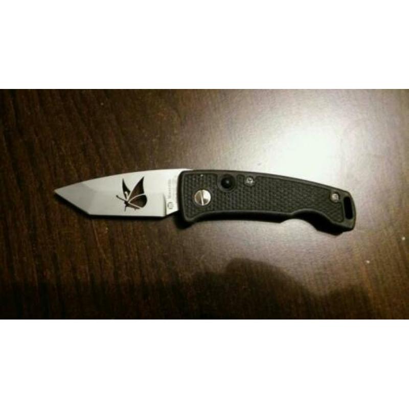 Butterfly knife Maserin