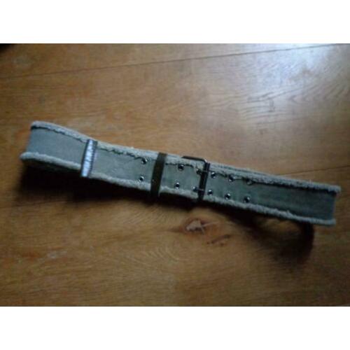 Pieces riem groen stof izgst!