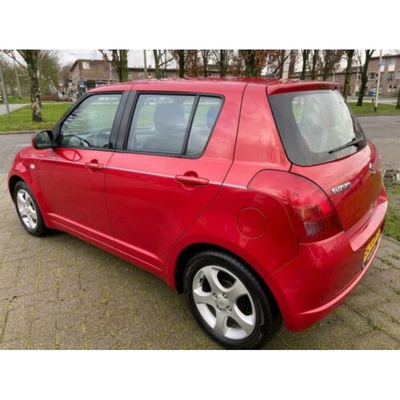 Suzuki Swift 1.3 Base
