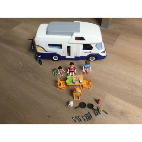 Playmobil camper inclusief accessoires