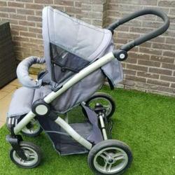 3 in 1 MUTSY kinderwagen met maxicosi, ligbak en buggy