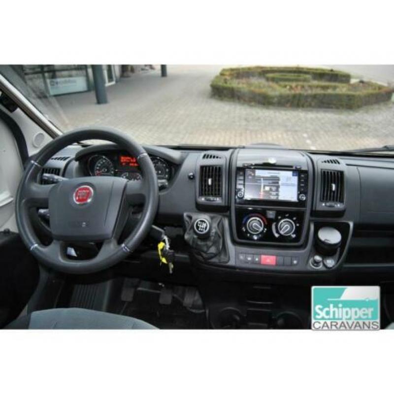 Adria Twin Titanium 640 SHX - Koopzondag 22 maart van 11:00