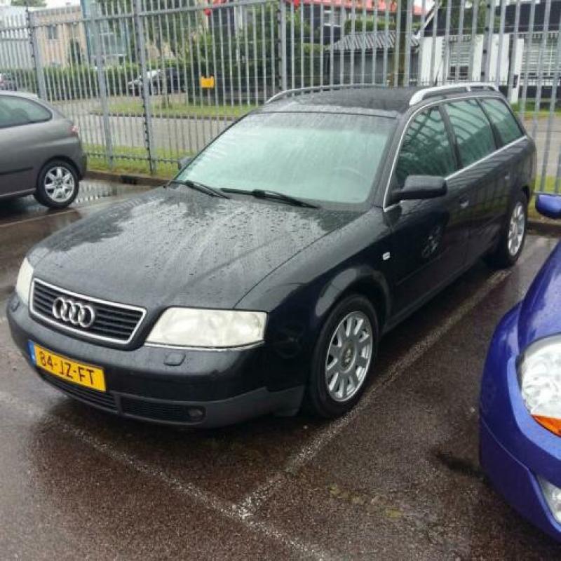 Audi A6 2.4 Avant 121KW AUT 2002 Zwart