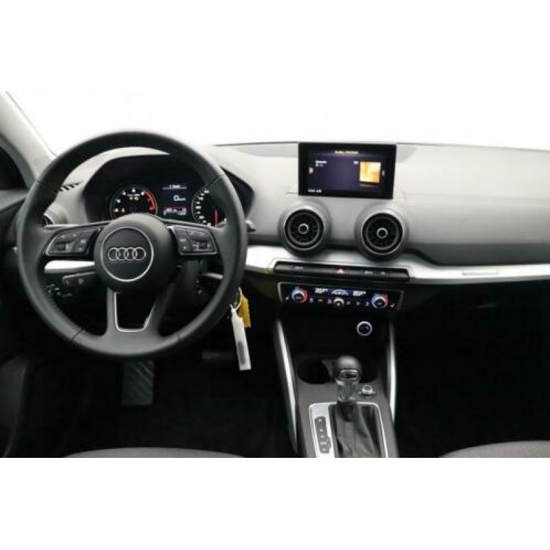 Audi Q2 30 TFSI 115PK Sport S-Tronic MMI navi, LED verlichti