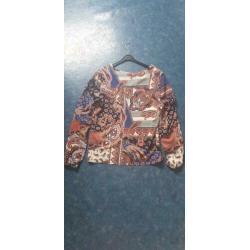 Sandwich meerkleurige blouse maat M
