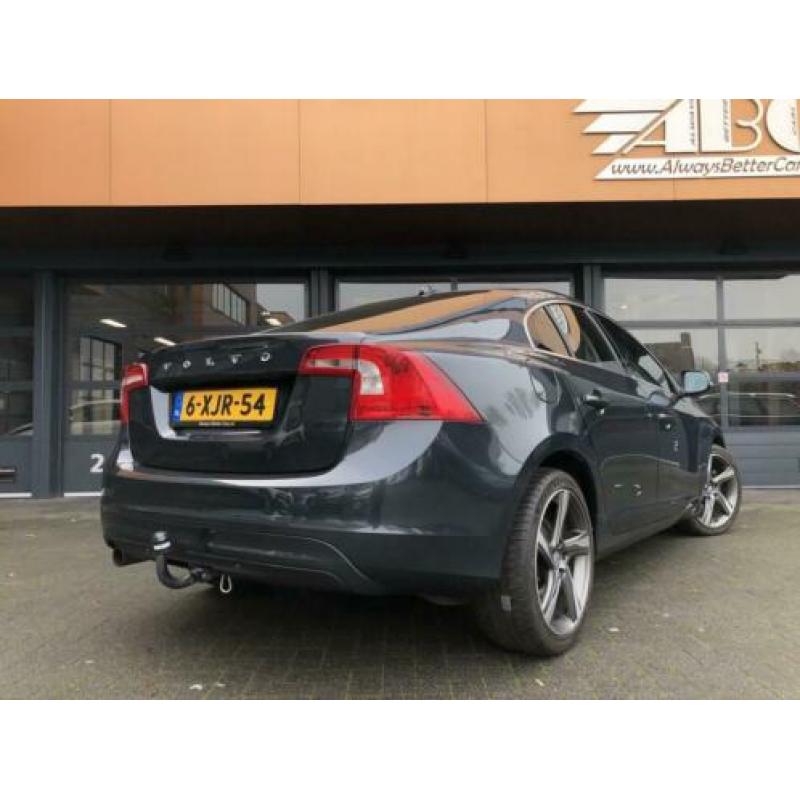 Volvo S60 1.6 D2 Momentum Navi Leder 18" (bj 2014)