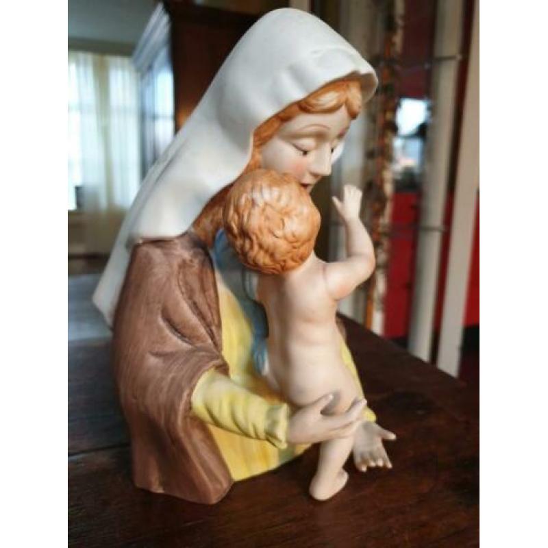 Borstbeeld Maria met kindje