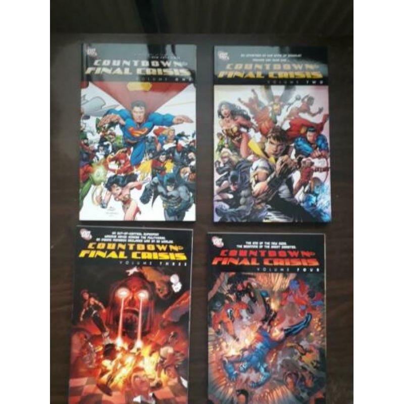 SALE! trades hardcover Marvel DC comics spiderman