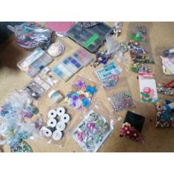 Groot pakket hobby artikelen, eyelets, kralen, plak diamant