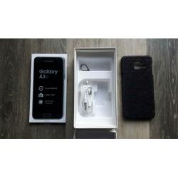 * Samsung Galaxy A3 Zwart SM-A310F - 16 GB * Gebruikt *