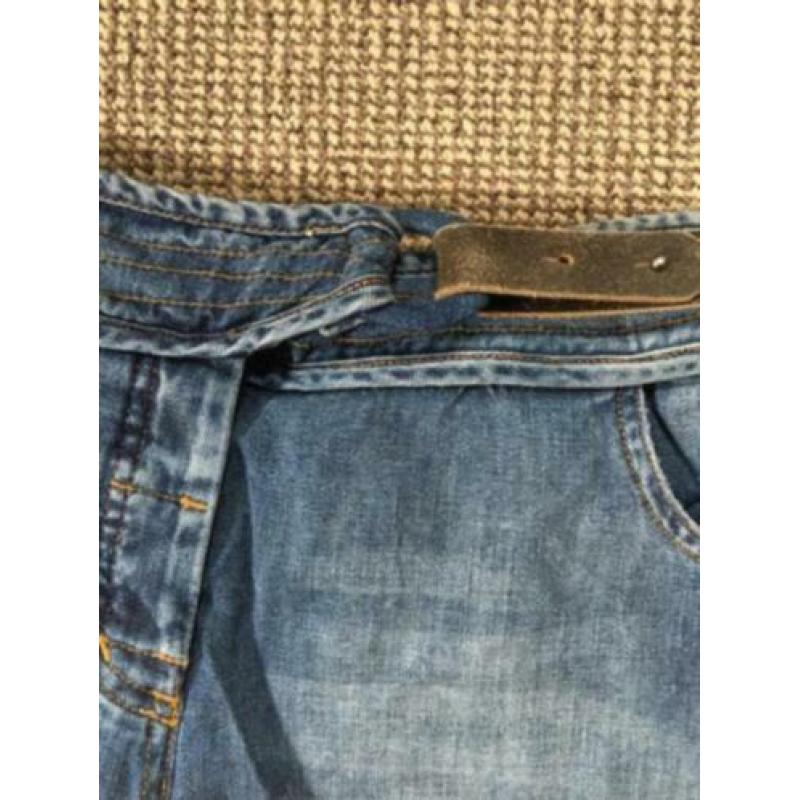 Mooie sportieve jeans kuitmodel van Josephine & Co mt 42
