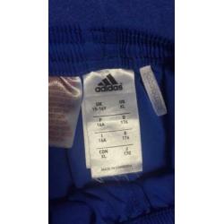 Real Madrid tenue, 100% origineel, maat 176, 15-16 jr