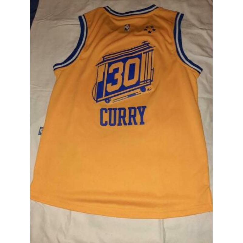 Stephen Curry jersey maat S en M en L