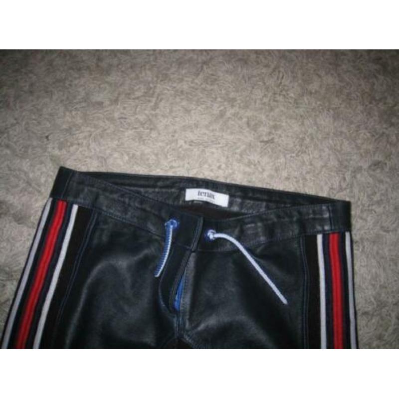 Tenax bijna nieuwe Italiaanse skinny broek met leer, S