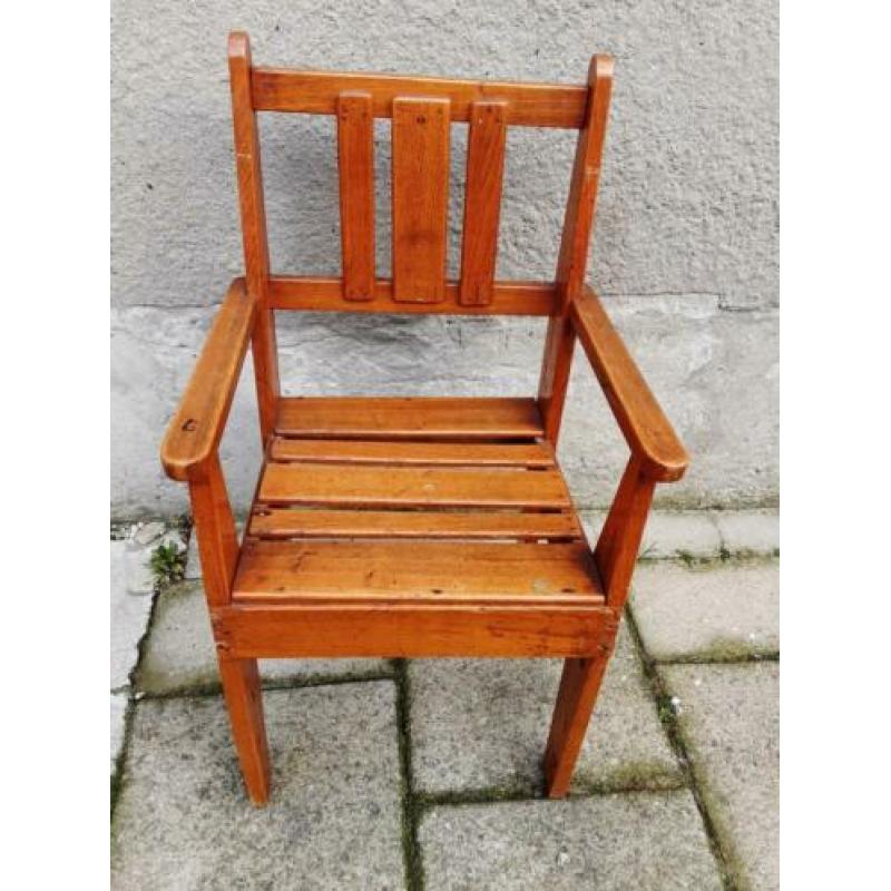 oud kinderstoeltje/opknappertje