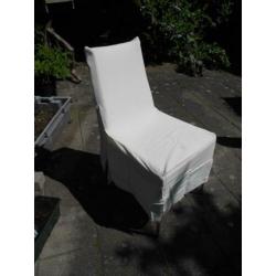 Wit leren stoelen